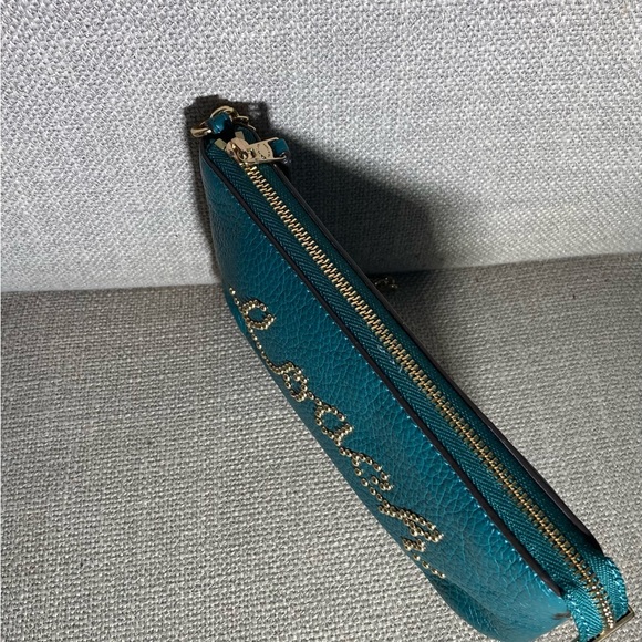 Coach Vintage Teal Wristlet/Clutch - Picture 3 of 8